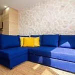 Amelie Old Town Apartment