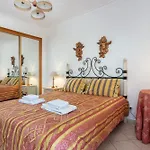 Wonderful Flats With Pool By Host Wise