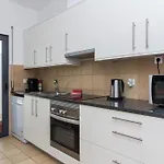 Rainbow House - Sea View & Pool & Garage & Garden & Albufeira