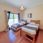 Villa Paula With Private Pool Close To The Beach And Strip
