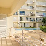 Blue Horizon Apartment By Hellovacations