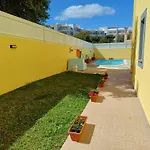 Vivenda V3 Encantadora Em Albufeira