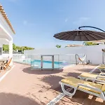 Grandma\'S Beach Villa