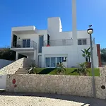 Vila Nalia