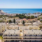 White T1 - Ocean View