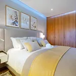 Romantic With Private Hot Tub & Parking - Big Pool - Marina Access