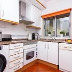 Globe 33 Apartment - Top Location & The Strip Albufeira