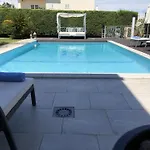A Charming Property Only A 2 Minute Walk To Beach