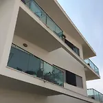 Neue Wohnung In Albufeira Mit Grossem Balkon