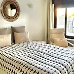 Magnific Studio With A Cozy Garden, 5 Minutes To The Beach