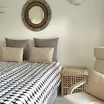 Magnific Studio With A Cozy Garden, 5 Minutes To The Beach