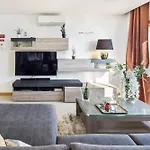 Garden Hill Relax & Old Town By Ocvillas