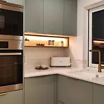 Garden House Apartment - Luxurious & 6 Pools & Golf & Tennis Court