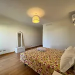 Apartment Filipa III - Beachfront With Jacuzzi