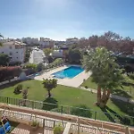 Oura View Apartment