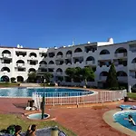 Modern Apartment With Balcony And Direct Access To The Pool