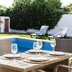 Tac - Villa Oura