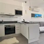 Gardengreen Apartment Pool Baech