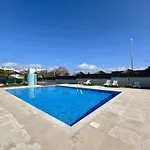 Albufeira Modern 7 With Pool By Homing