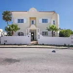Breeze Villa - Adults Only
