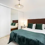 Villa Sitambo- Pool & Sea View