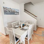 Townhouse 700M From Sao Rafael Beach