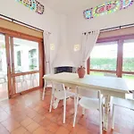Oura Family House