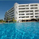 Silchoro Apartments