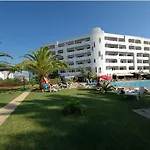 Silchoro Apartments
