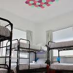Rich & Poor Hostel Albufeira