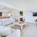 Villa Damara