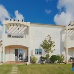 Baia Village Gale