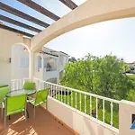Baia Village Gale