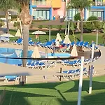 Penthouse 160Sqm Wide Terraces Pool View & Private Hot Tub & Parking