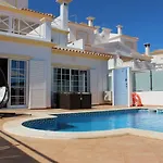 Magnifique Et Spacieuse Villa Avec Piscine Privative