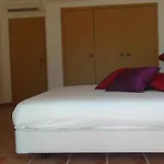 Magnifica Moradia Em Condominio Fechado