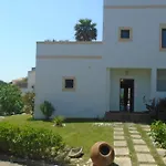 Magnifica Moradia Em Condominio Fechado