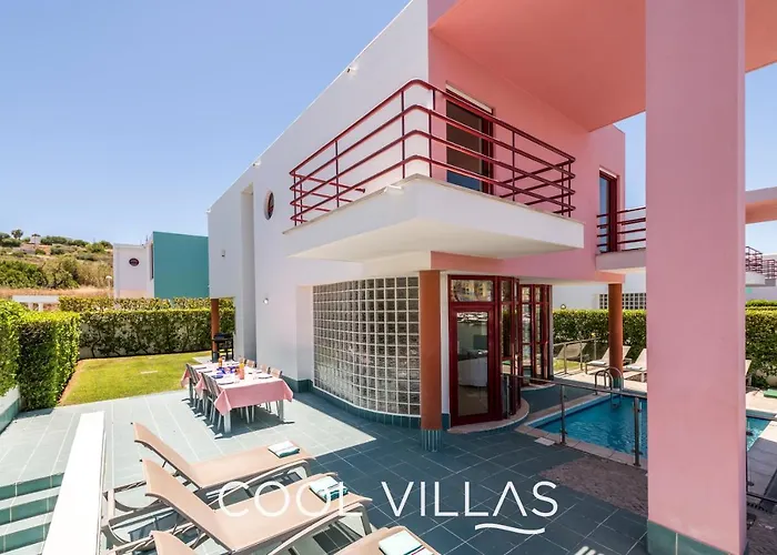 Villa Acquamarina - 5 Bedroom, Water Front Villa