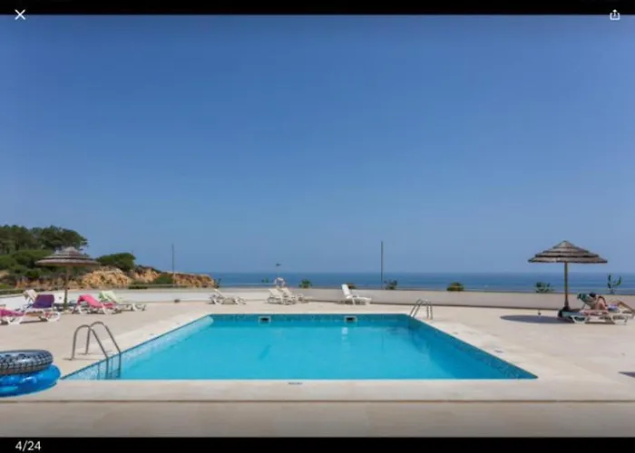 Varandas Do Mar Flat With Pool And Olhos De Agua Beach