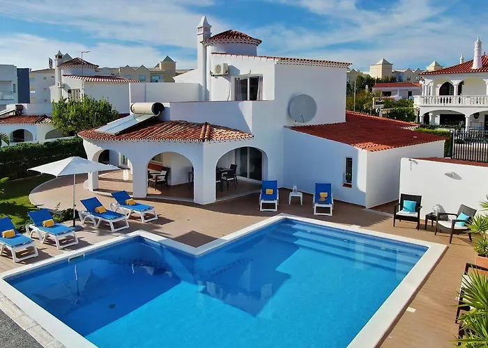 Villa Francella- Relaxing Holidays In An Ideal Location By Dreamvillasalbufeira