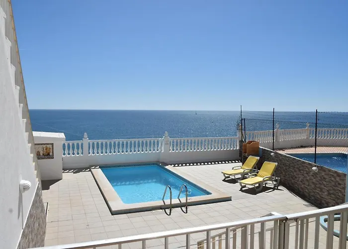 Apartamentos Encosta Do Mar