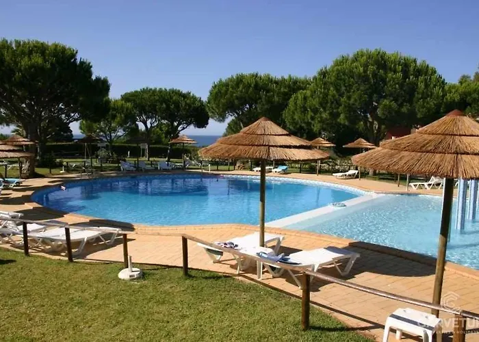 Oura Sunrise Apartment&Pool&Wi-Fi&Oura Beach&Oura Strip Albufeira
