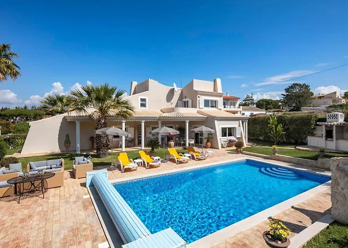 Villa Quintus Court