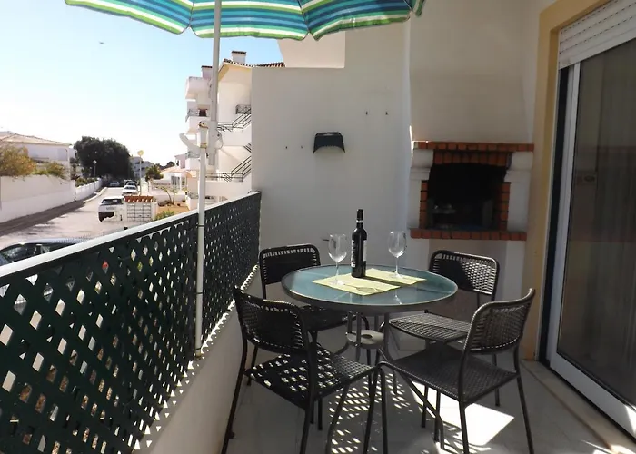 Apartamentos Roja Sol