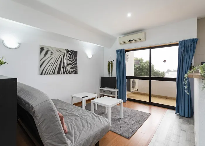 Hopstays Albufeira Olympics - Apartment In Janelas Do Mar