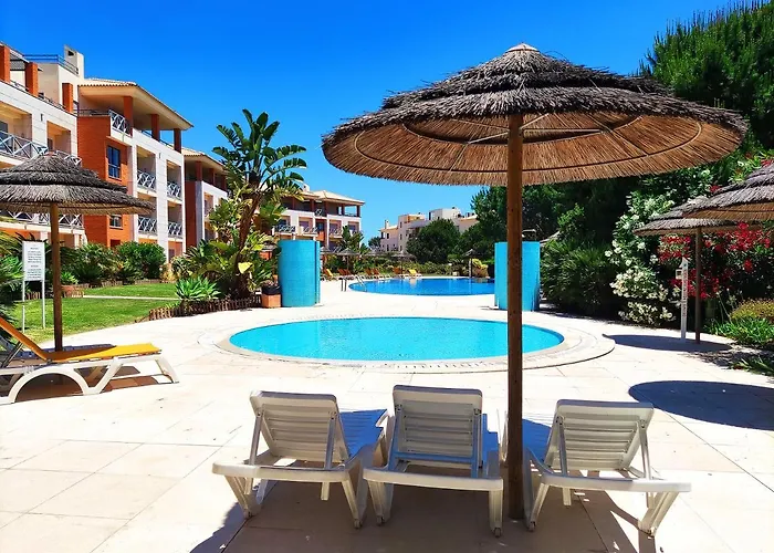 Fabulous Sunny Pool&Garden Condo By Becherish