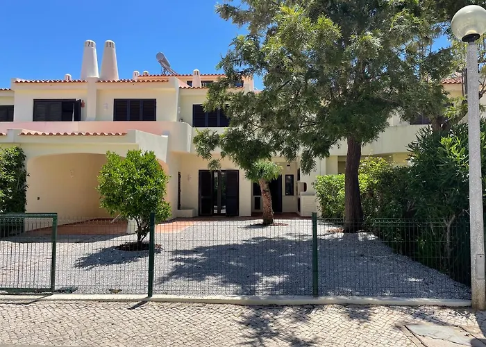 Casa Dos Lirios