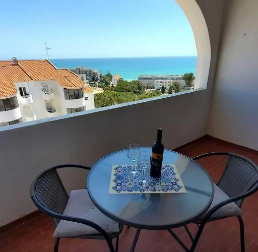 L&J Ocean View Apartment