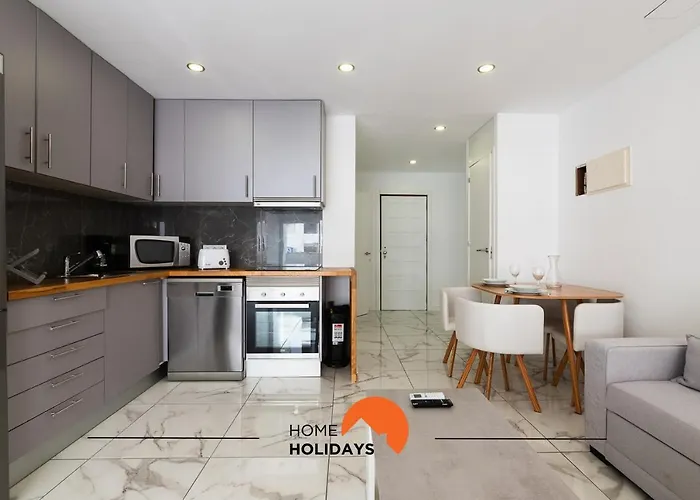 #058 T0 Oh Live By Home Holidays