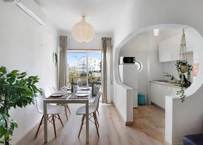Apartamento Em Albufeira - Condominio Com Piscina